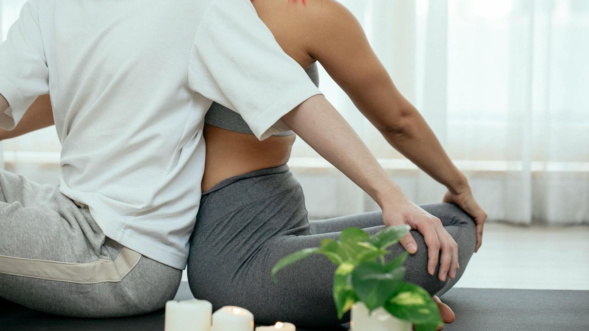 Serene atmosphere for yoga practice with soft teal light.